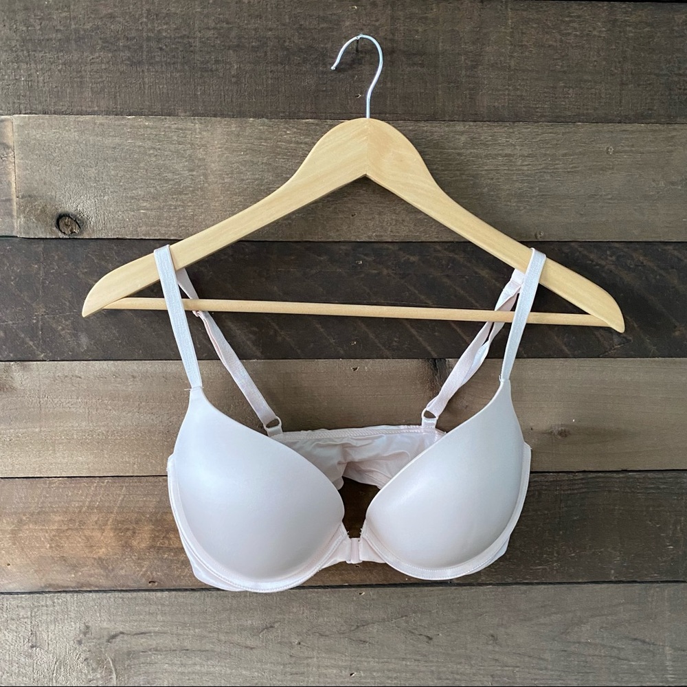 Victoria's Secret Women's Very Sexy Push Up Front Close Blush Bra Corset Details